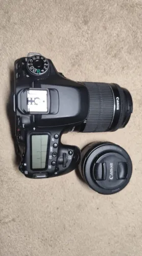 Camera Canon EOS 80D + Lente 50 mm, 18-55 mm e duas Baterias