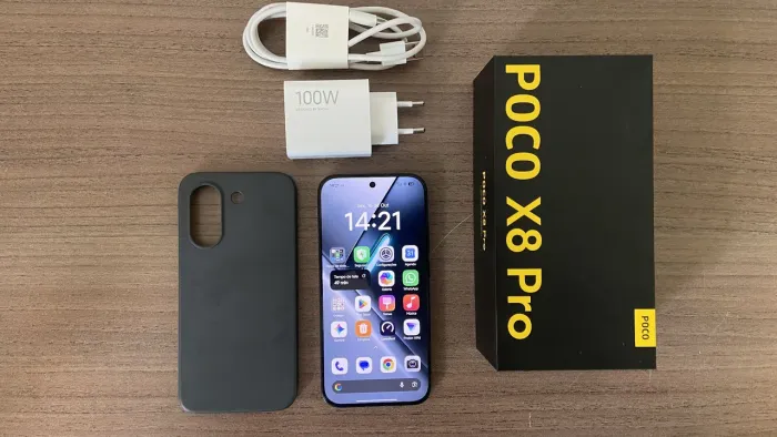 Smartphone Xiaomi Poco X8 Pro - 256GB / 8GB RAM - 2 meses de uso