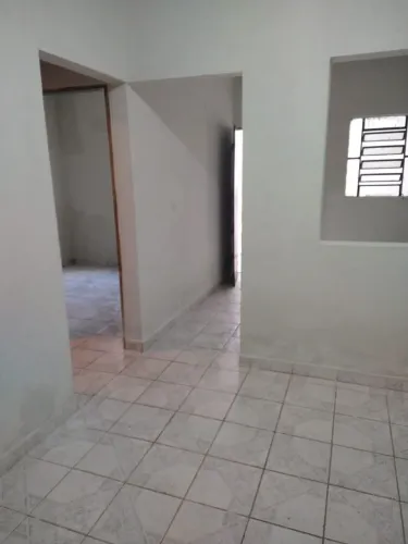 Aluga-se casa térreo em jardim paulista baixo, próximo a praça 