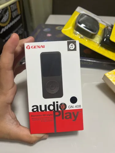 MP3/MP4 Player Genai GN-408 - Portátil, Bluetooth e Rádio FM