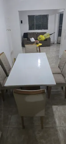 Mesa 6 cadeiras 