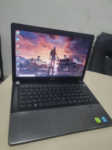 Notebook Dell Gamer inpirion vostro 5470 com placa de vídeo dedicada impecável