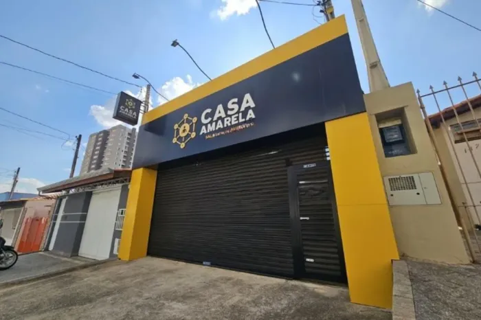 Casa comercial à venda no Jardim Gonçalves em frente ao Colégio Sirius