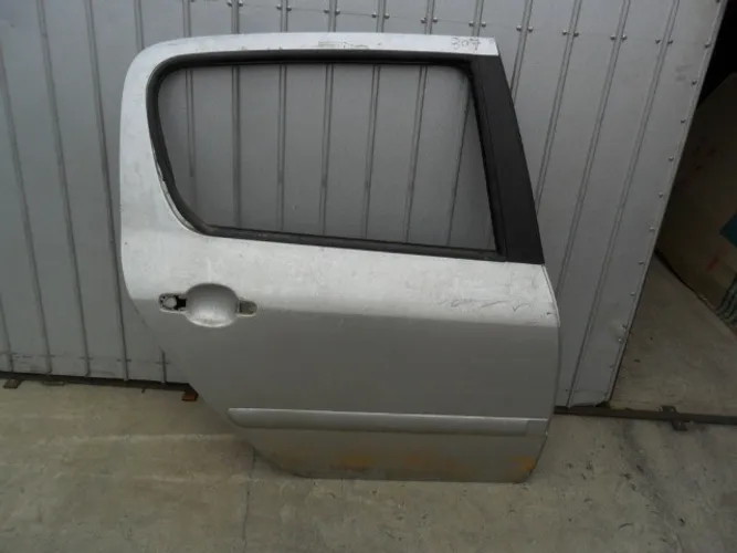 Porta peugeot 307 traseira direita lisa excelente original