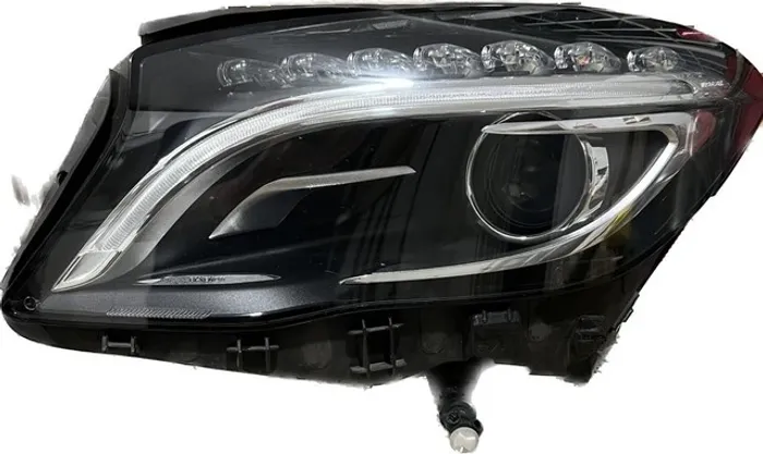 Farol esquerdo Mercedes completo GLA200 GLA250 original SUCATA Mercedes 