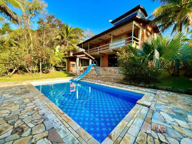 Casa de Condomínio com 3 dorms, Ponta das Toninhas, Ubatuba - R$ 2.3 mi, Cod: 63