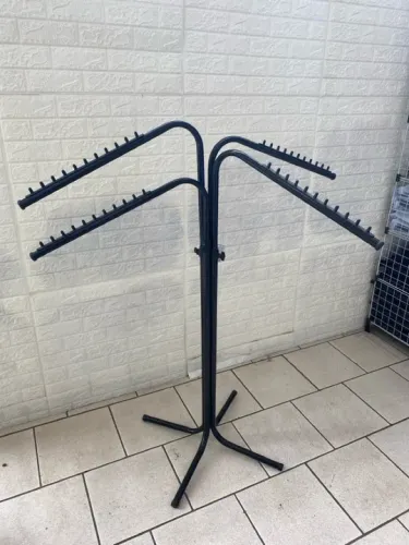 Arara de 4 braços - Preta
