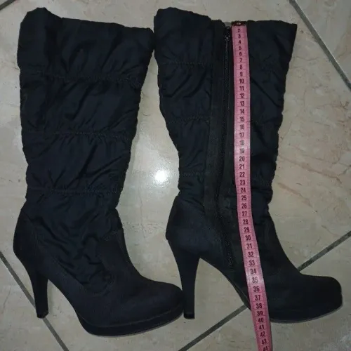 Bota Salto Via Marte número 35