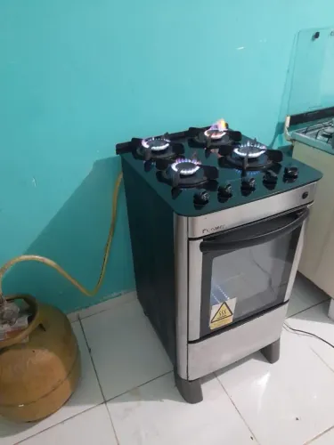 Fogão 4 Bocas + Forno - Semi-novo!