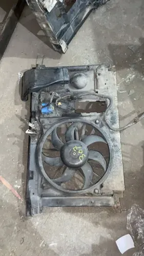 ventoinha do radiador com moldura c4 pallas 2.0 2008-2012 automático