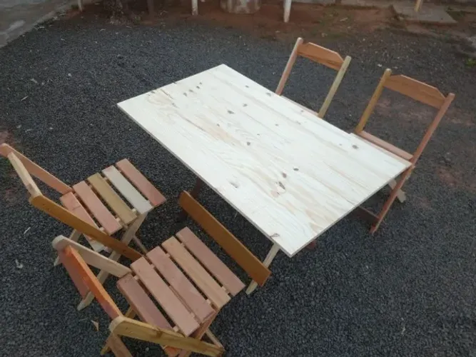Conjunto Mesa Dobrável 1,20 x 70 Com 4 Cadeiras Madeira Maciça