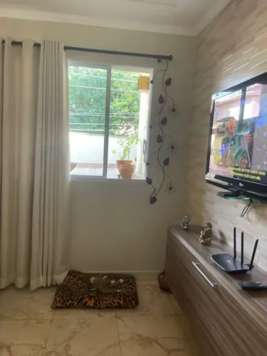 Aluguel de Casa com 2 Dormitórios no Bairro Campesina em Osasco