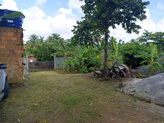 Vendo um terreno em Paripe 