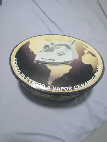 Ferro elétrico Black decker de cerâmica a vapor. X 600