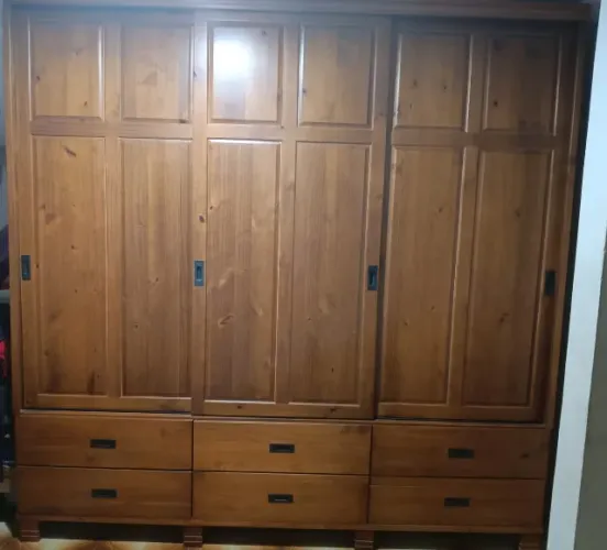 Guarda roupa 3 portas 6 gavetas de madeira maciça