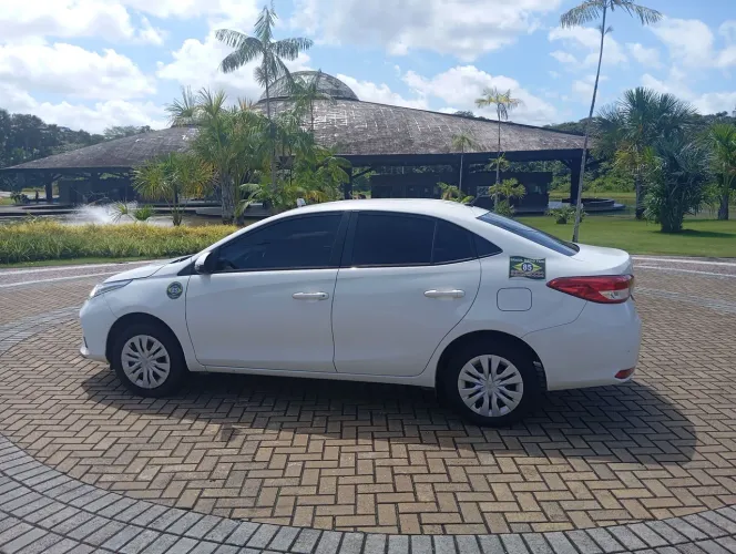 Toyota Yaris XL Sedan 1.5 Flex 16V 4P Aut. 2024