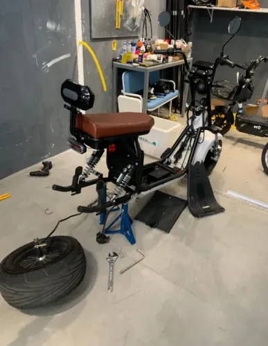 Manutenção e montagem de MOTOS ELÉTRICAS 