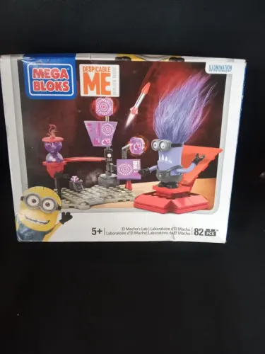Mega Bloks Despicable Me El Macho's Lab - 82 Peças