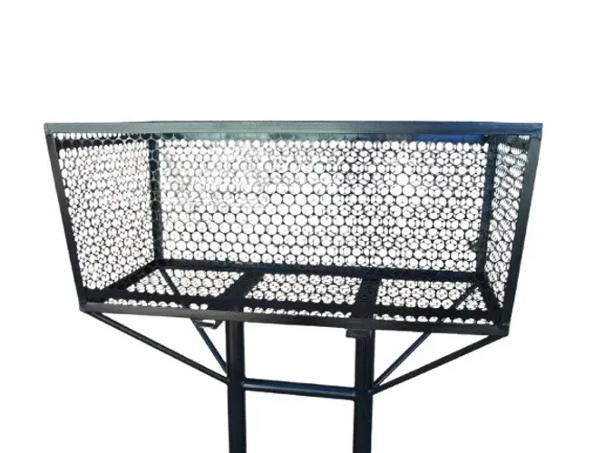 LIXEIRA REVESTIDA EM  TELA MOEDA 95 COMPR  X 50  L X 45 PROF