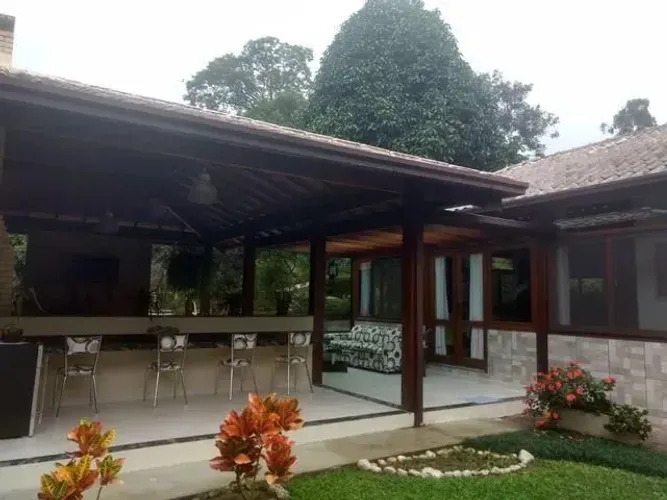 Atlântica Imóveis tem excelente sítio à venda na Barra do Sana, Macaé/RJ por R$ 1.150.000,