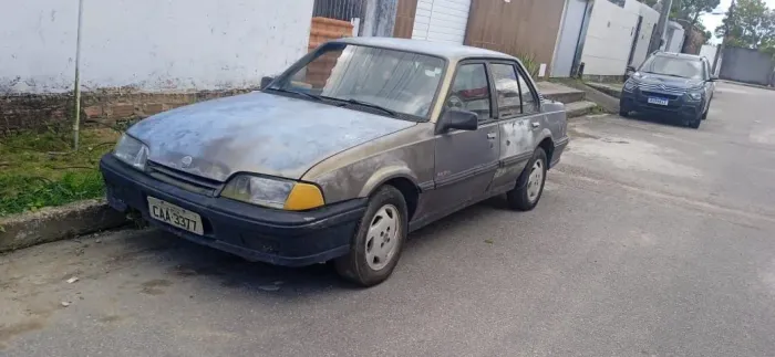 Chevrolet Monza GLS/ Hi-tech 2.0 EFI 2P E 4P 1995