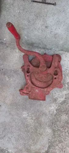 Dibulhador de milho manual