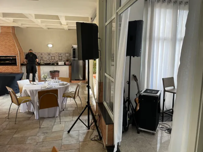 Locação de Som para Eventos chama no WhatsApp 