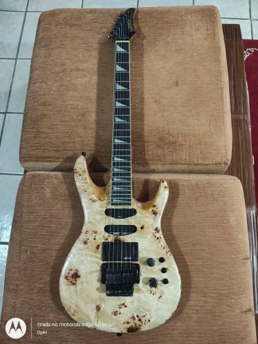 Guitarra Samick based kj560 