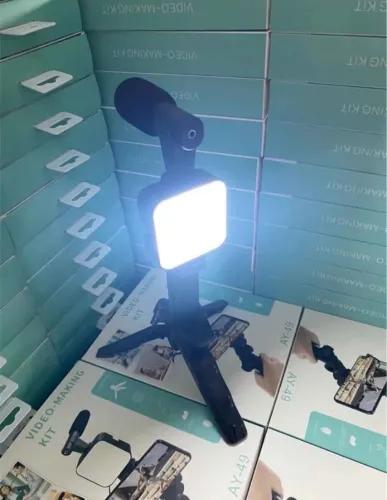 Vídeo Making Completo Com Microfone Luz Tripé E Controle Remoto