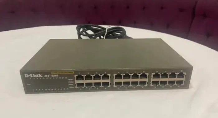Switch D-Link DES -1024D