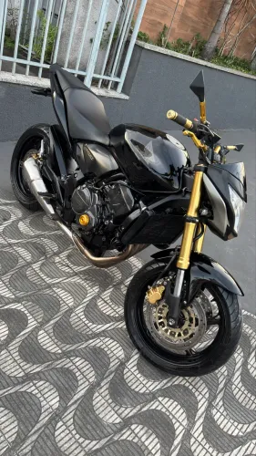Honda Hornet CB 600F - 2014