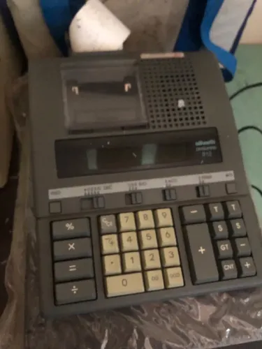 Calculadora Olivetti Divisumma 812