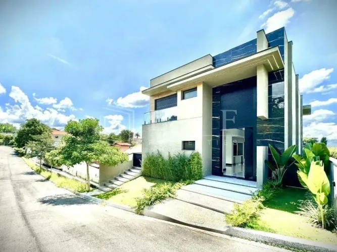 Casa em condomínio, Cotia