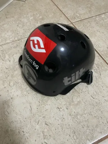 Capacete Tilt Skate - Preto - tamanho P
