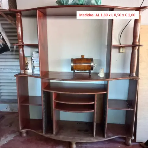 Móveis em madeira de lei (Muiracatiara) / MDF + SMATV Philco 49"