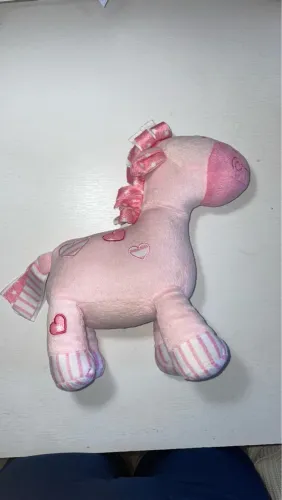 Cavalo de Pelúcia Rosa com barulhinhos dentro