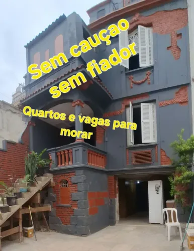 Quartos para alugar , vagas , pensão, hostel , alojamento