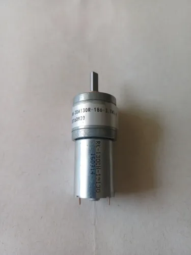 Micro motor 3,7 volts, 130 mA, torque 1,4 kgxcm, 33 rpm