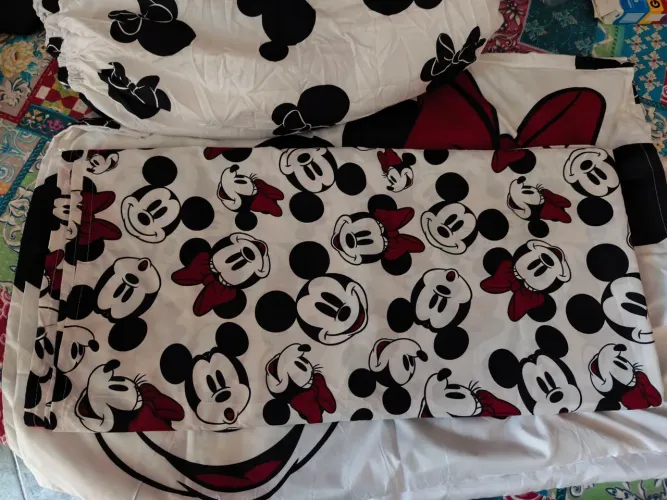 Lençol de casal Mickey( 4 peças)