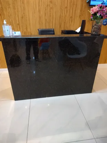 Torro lindo balcão para recepção de lojas e clinicas.