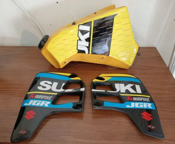TANQUE E BANCO SUZUKI RMX 250 1998