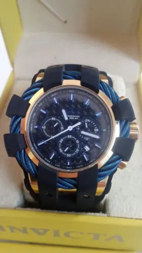 Relógio invicta Bolt Sport fundo preto