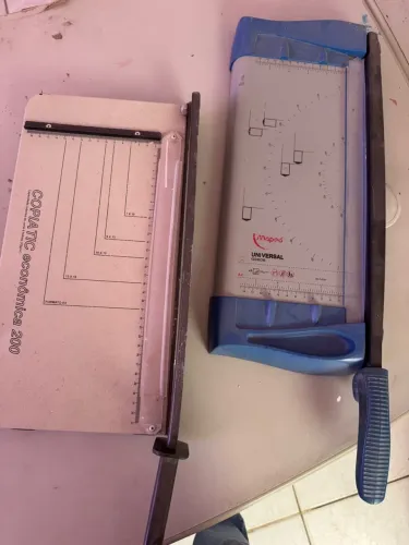 Guilhotina para papel