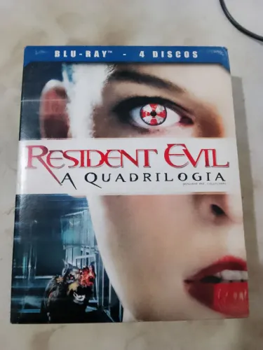 Resident Evil - A Quadrilogia (Blu-Ray - 4 Discos)