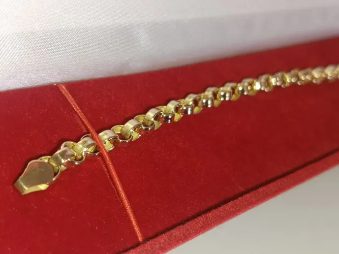 Pulseira em Ouro 18k - Elegância e Sofisticação em Cada Detalhe