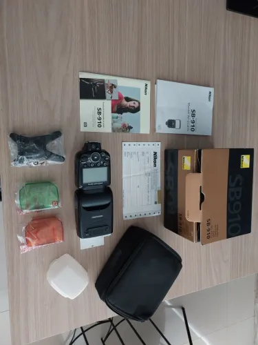 Flash Nikon SB - 910 USADO