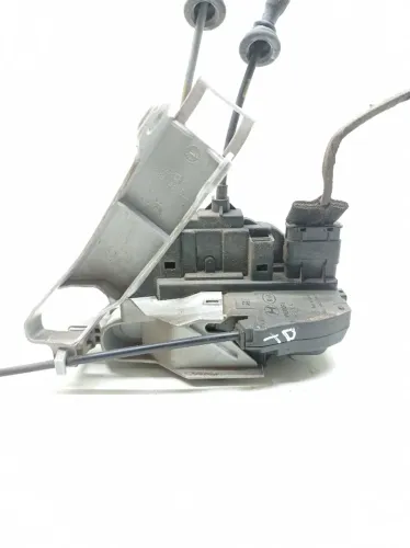 Fechadura traseiro porta direito Azera 3.3 2008 814203l001