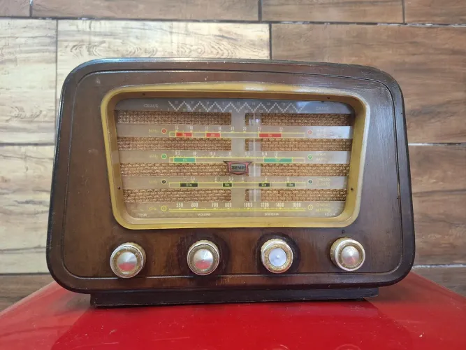 Rádio Antigo Semp