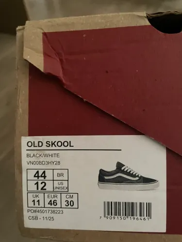 Tênis Vans Old Skool Black/White - Tamanho 44 (Com Caixa)