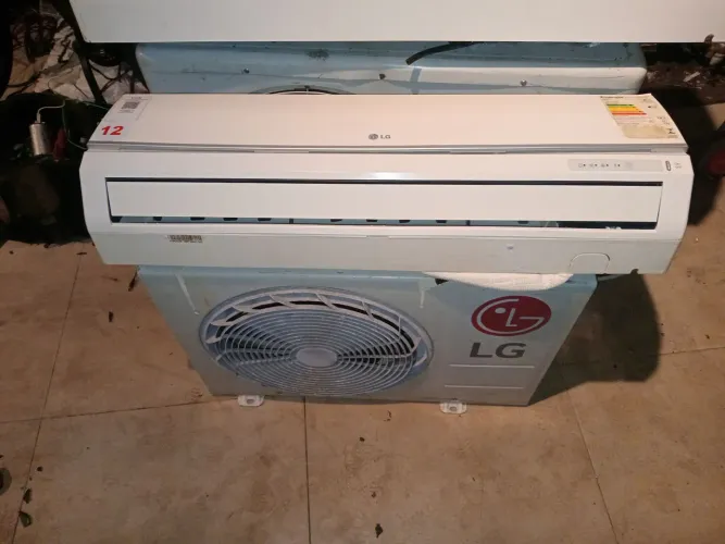 Ar Condicionado LG Quente Frio 9 Mil BTUs
